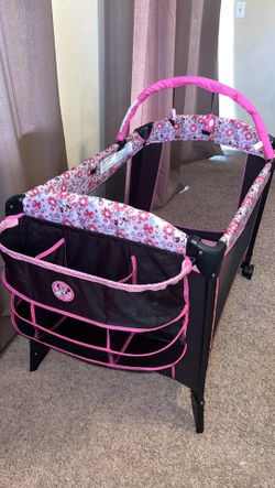 Girls Pack And Play Minnie Mouse Edition
