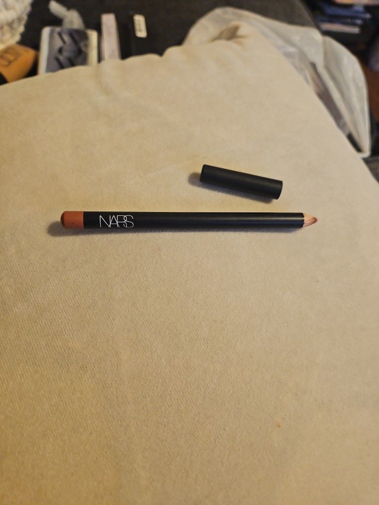 Nars Lip Liner