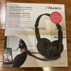 Alurakek USB Stereo Headset - Brand New Sealed 