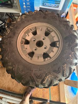 Wheels and tires for Yamaha Viking