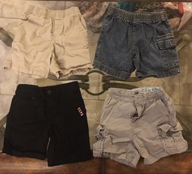 Boys shorts size 2t