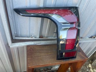 LEFT SIDE TAIL LIGHT 2026-2027 CHEVROLET SILVERADO