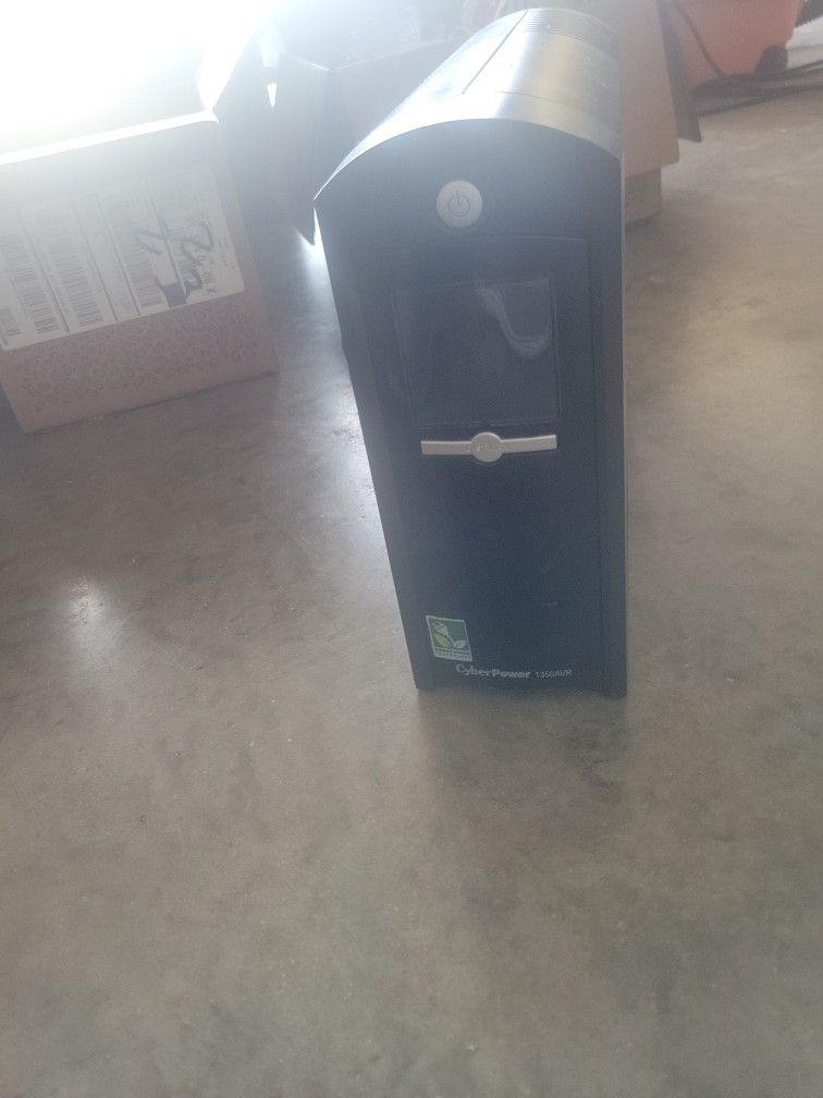 Battery Backup Cyber Power