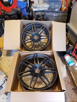 2 Used Audi S7 20 inch OEM rims. $700. Read description.