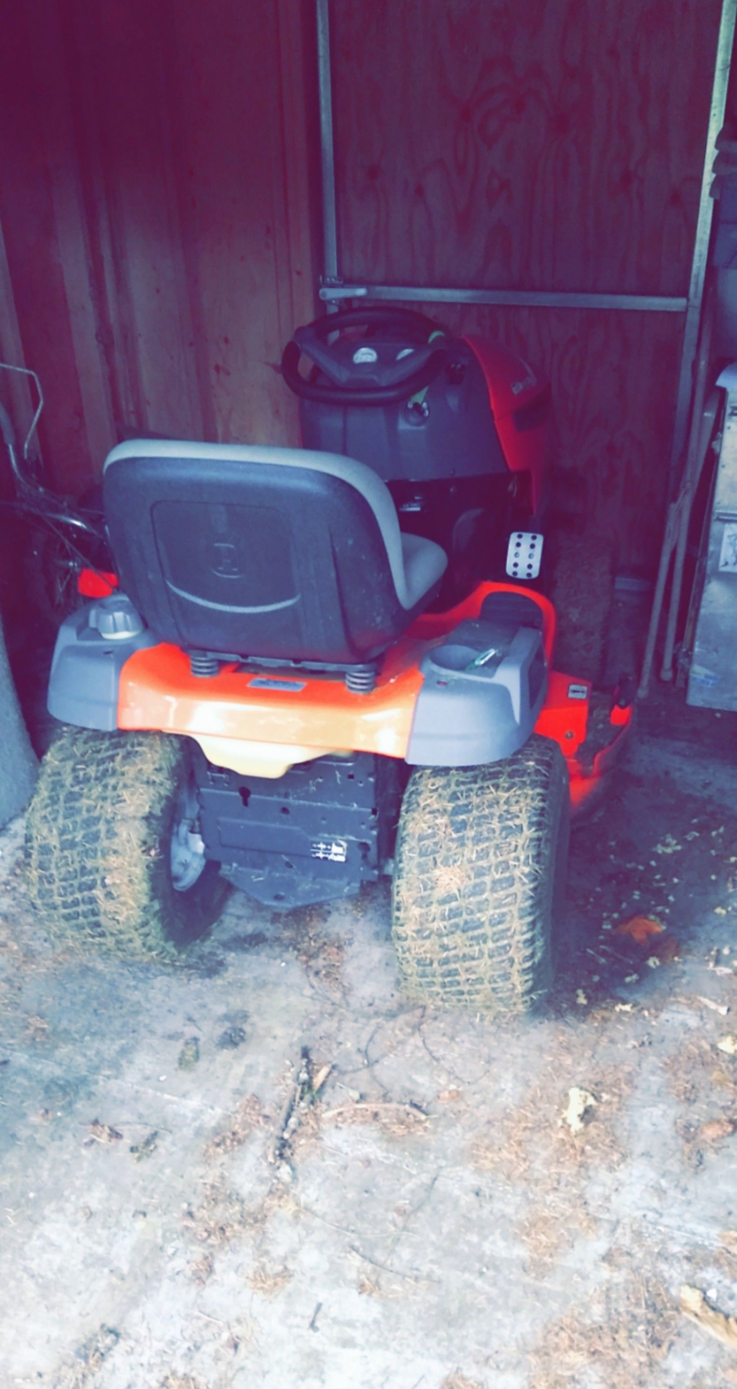 2012 Husqvarna riding lawnmower