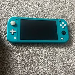 Nintendo Switch Lite (right Joystick Broken) Comes With Case And 3 Games