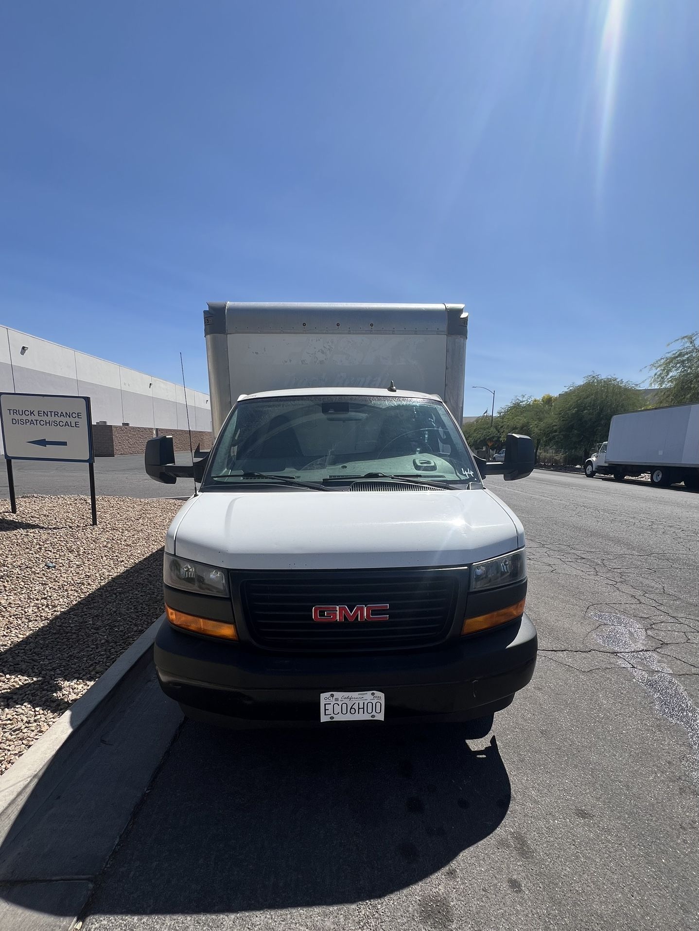 *Money Maker* 2021 GMC Savana 3500 16ft Box Truck