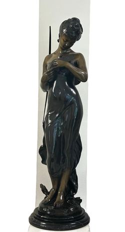 Statue