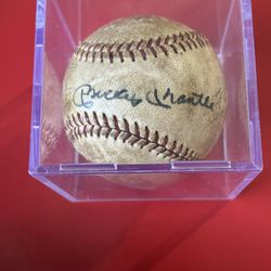 Mickey Mantle  Casey Stengel , And Team Autograph Field Baseball