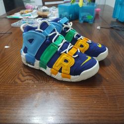 Nike Air More Uptempo GS Size 5Y