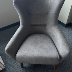 Modern Lounge Accent Chair – Soft Fabric | Leather-Look Design