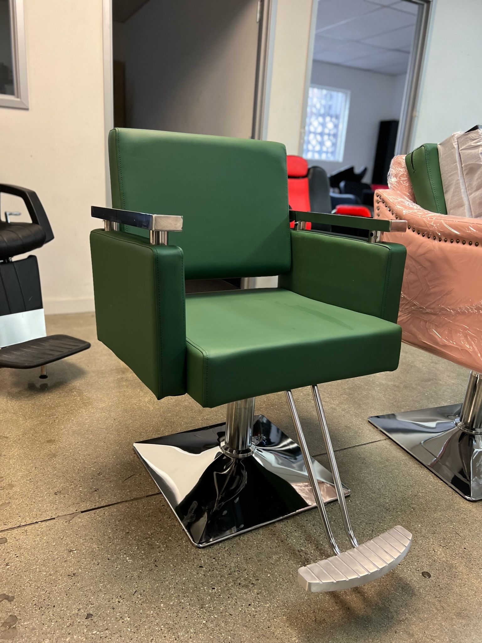 Green Classic Hydraulic Styling Salon Chair For Barber Unisex