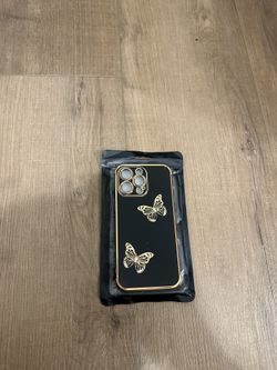 14 Pro Max Protection Cover Black & Gold