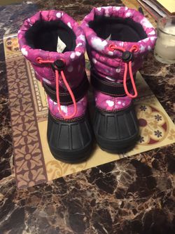 Kids size 7 boots