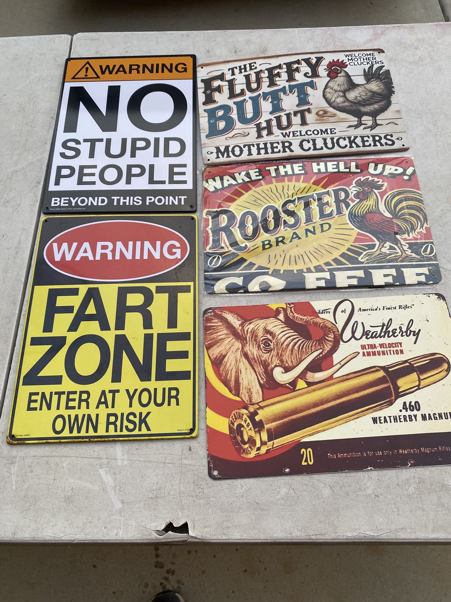 METAL SIGNS