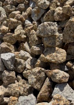 Gold gravel 3/8 3/4