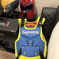 Supreme Fox Vest