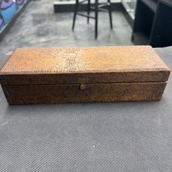 Antique Flemish Art Co. Pyrography Wooden Glove Box – Early 1900s Burnt Wood Design