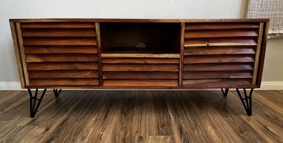 Heavy Wooden Cabnet
