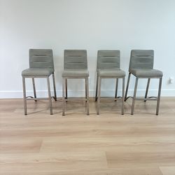 4 counter stools for $50