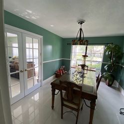 Dining Room Set   Table, 6 Chairs 