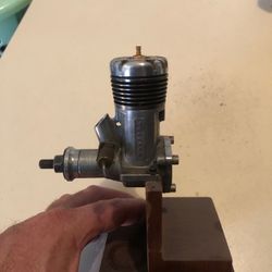 1957 Johnson 29 model airplane engine