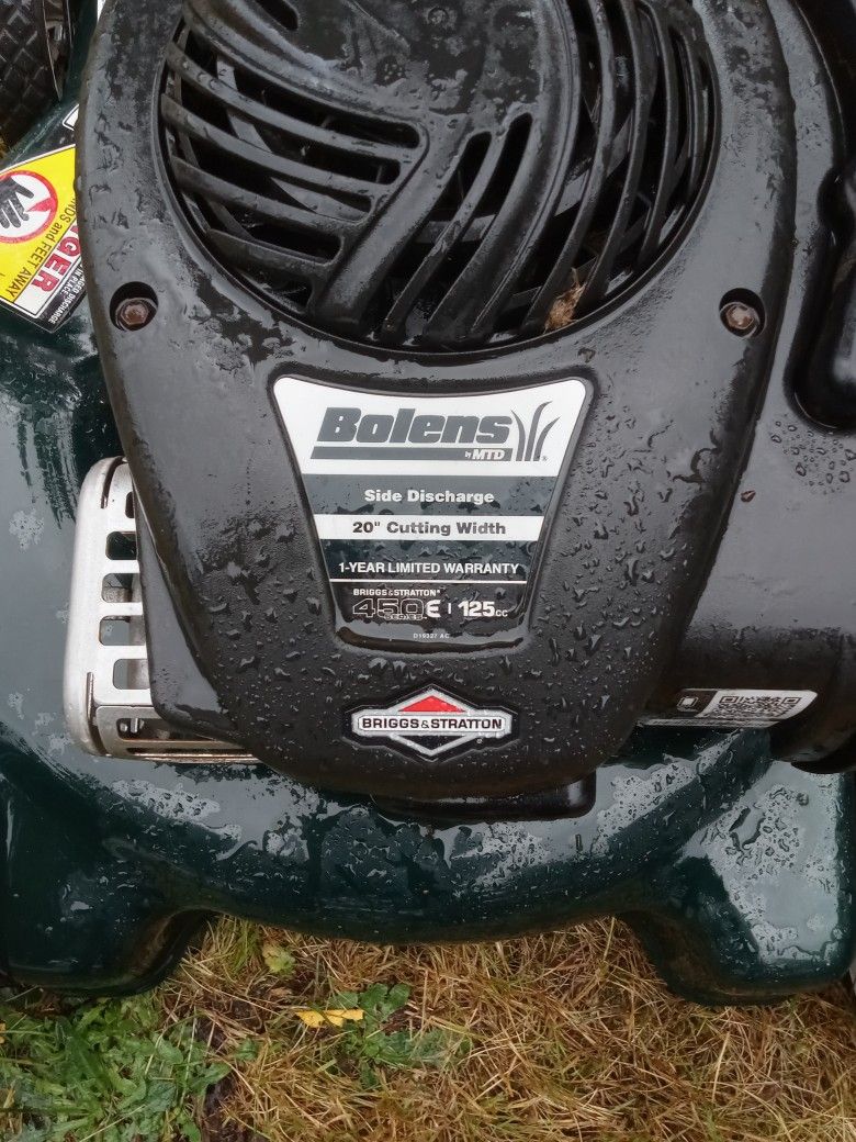 Bolens Side Discharge W/125cc Briggs And Stratton for Sale in Renton