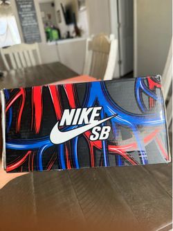 Nike x Strangelove sb
