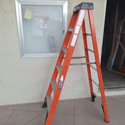6' 300lb Rating LADDER $60 