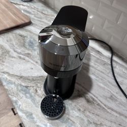 Nespresso Vertuo Next Coffee Machine 