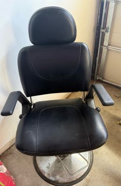 Chair for tattoo artist/hair stylist /barber
