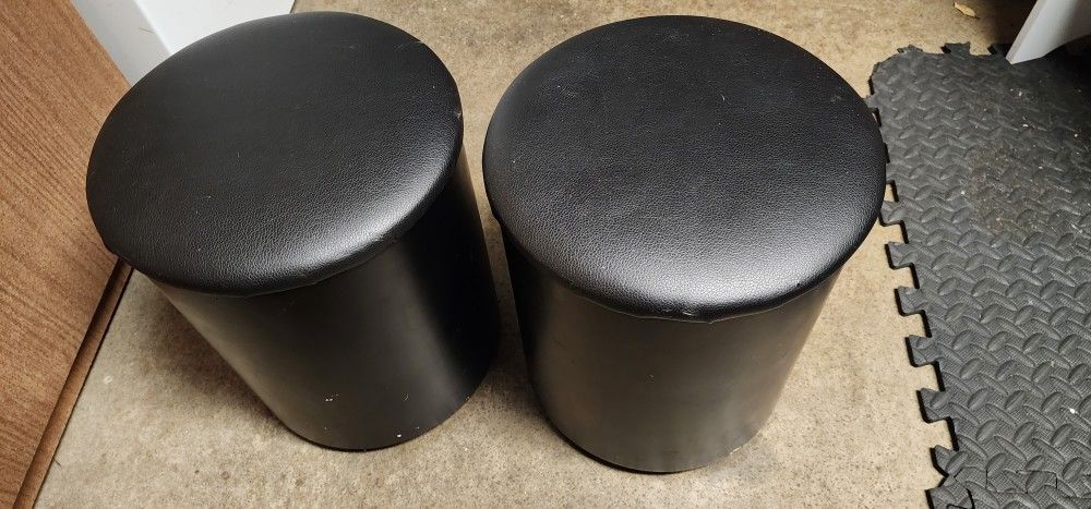 Black Stools