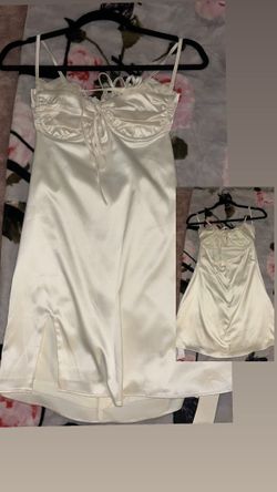 SHEIN Silk Back Tie Lace Dress Size xs