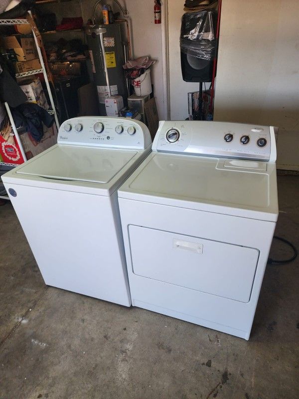 WHIRLPOOL WASHER AND ELECTRIC DRYER 