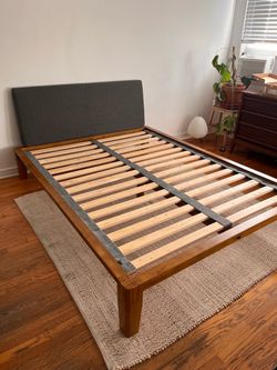 Thuma classic bed frame and pillow board