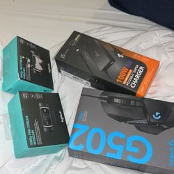 2 Streaming Cameras/gaming Mouse And J5 Charger