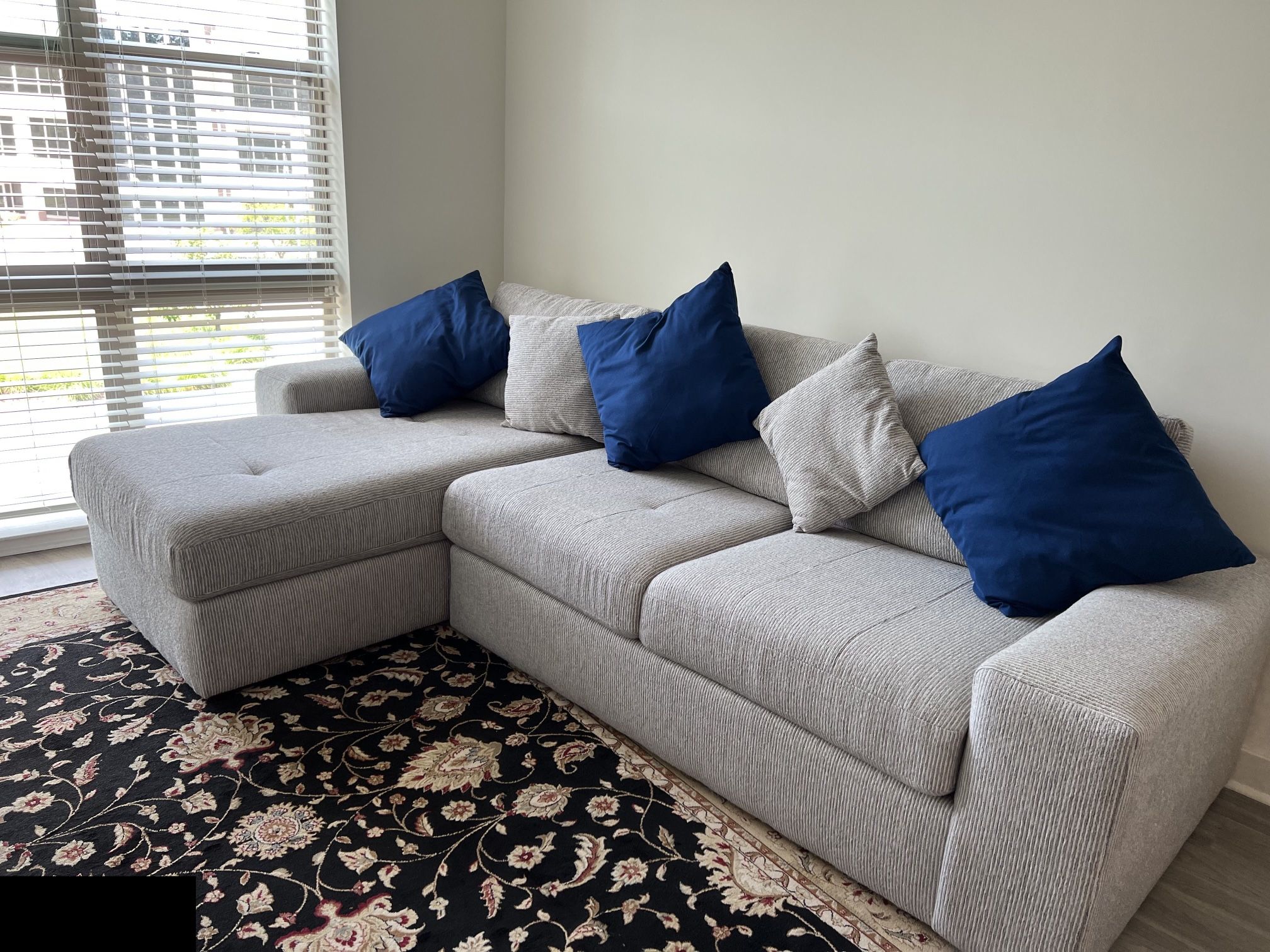 L-shape Sectional With Ottoman 