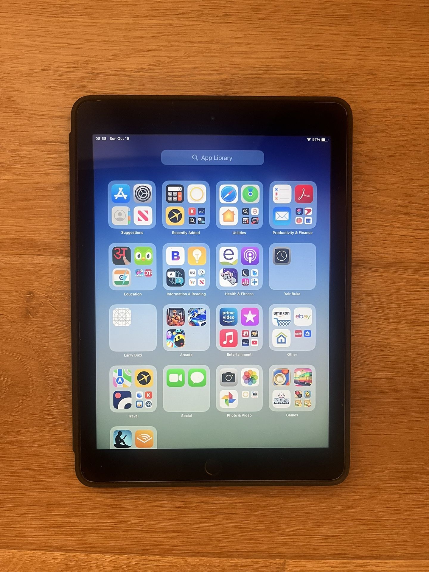 iPad Air 2 WiFi 64 GB With Apple Leather Case