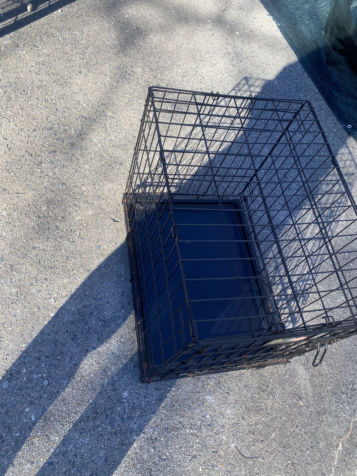 Dog Crate Small 18x24