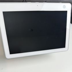 Echo Show 10 3rd gen