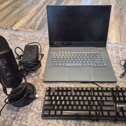 ASUS ROG Zephyrus M15 Gaming Laptop + Blue Yeti + Gaming Keyboard & Mouse