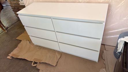 White 6-Drawer Double Dresser