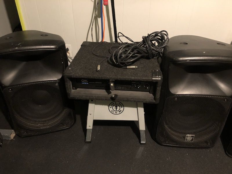 Dj Equipment (Speakers,amp, wires)