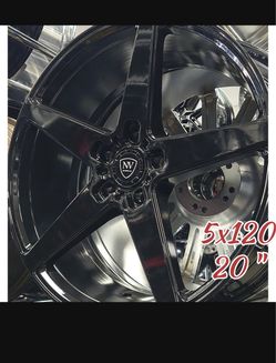 Clean 20s ready to transform your ride! 🛞🔥 ​⚡ Size: 20" 💥 Bolt Pattern: 5x120 🚗 Fits: BMW, Chevy Camaro, Honda Civic Type R, Tesla, Acura & more! 