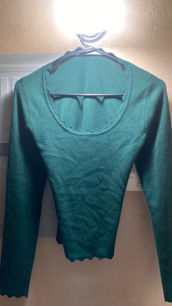 Green long sleeve shirt