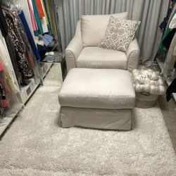 HUGE DISCOUNT! Nearly New Comfy Arm Chair w/ Ottoman - Cream