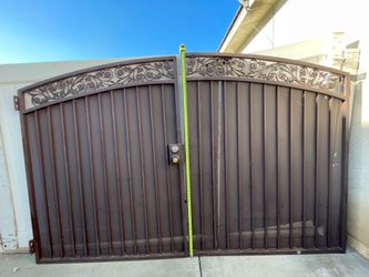 Iron/ metal door gate