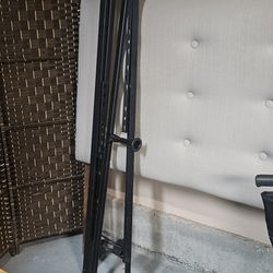 Queen Metal Bed Frame 