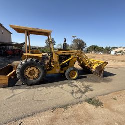 Tractor Ford . Model 545