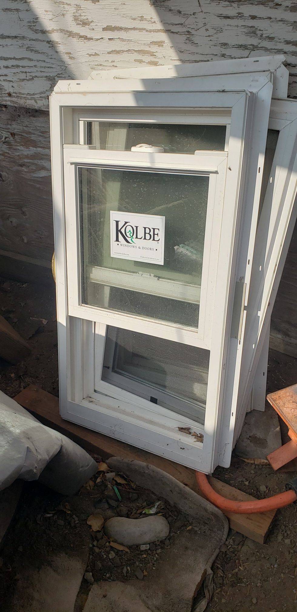 3 kolbe brand windows.$20 each one Almost new. A bit dusty since they were stored away.